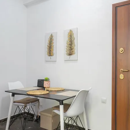 Apartment Beautiful 2bedroom Next To Siggrou Fix *