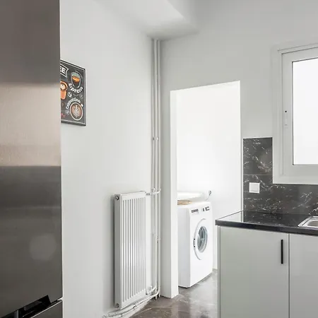 Apartment Beautiful 2bedroom Next To Siggrou Fix Athens